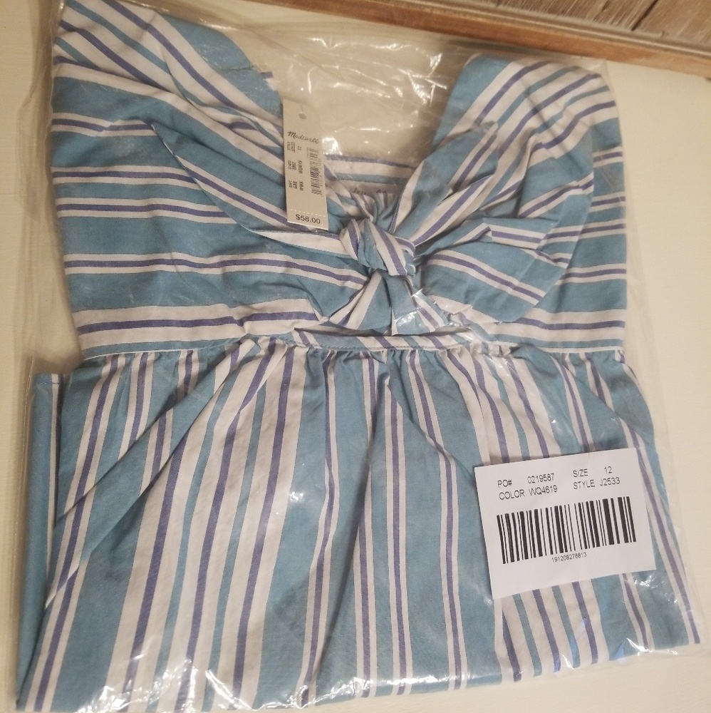Striped Tie-Front Keyhole Cami Top Size 12 RUNS Sm - Picture 4 of 5